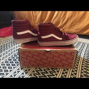 Brand New Unisex Maroon Vans